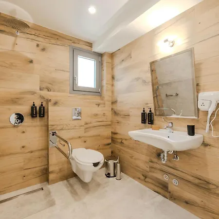 公寓式酒店 Emerald Project 3*