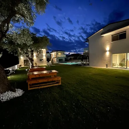 Emerald Project Апарт-отель