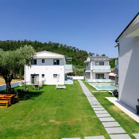 Emerald Project 公寓式酒店 3*