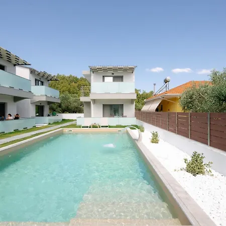 Emerald Project 公寓式酒店 3*